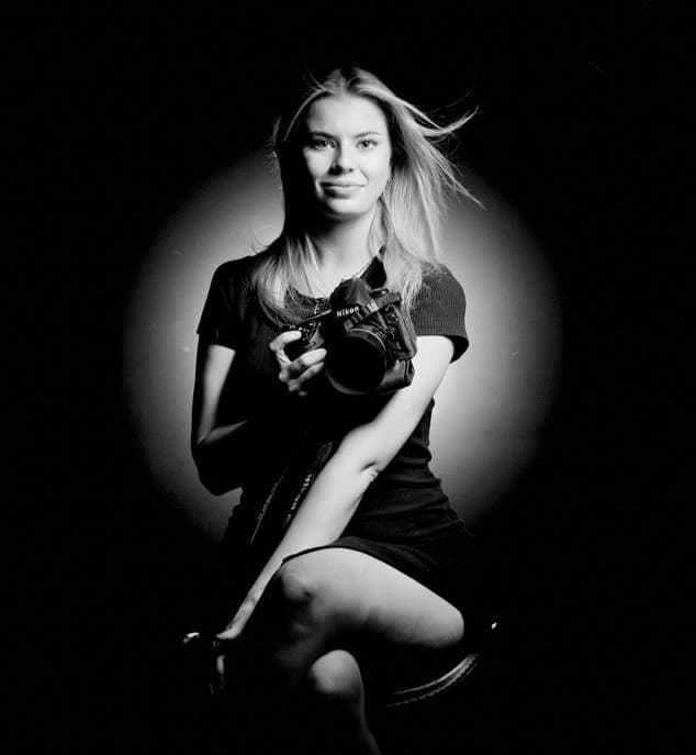 Black and white portrait of Emma