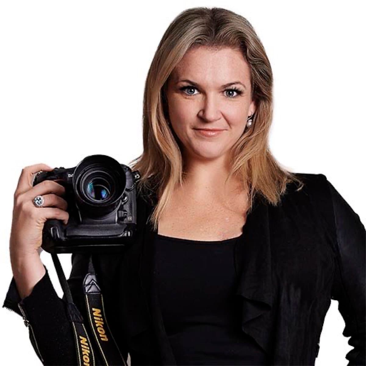 512px-Jonelle profile remove background